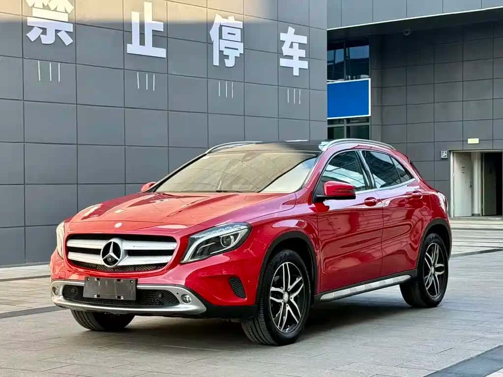 Mercedes-Benz Mercedes-Benz GLA
