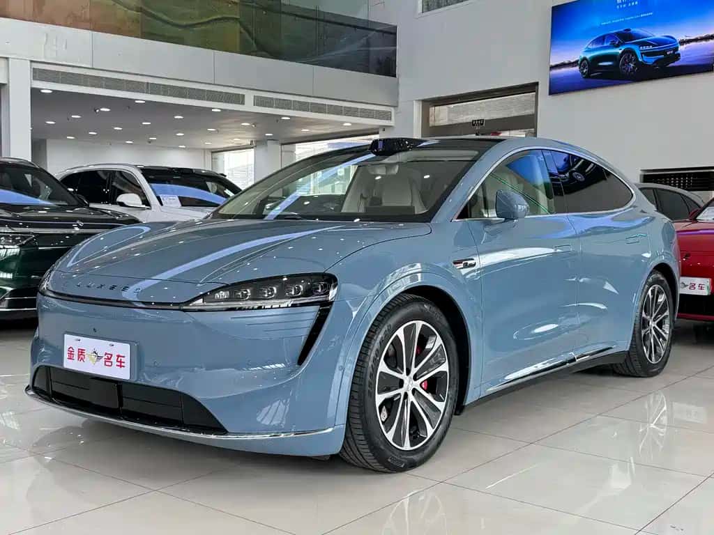 Luxeed Luxeed R7