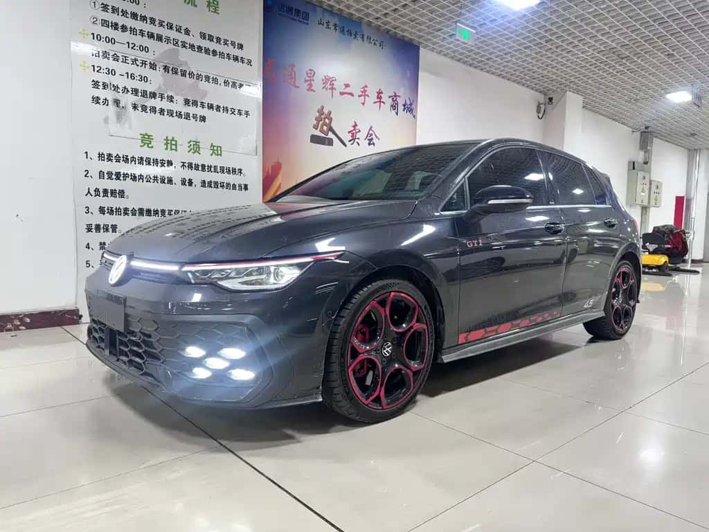 Volkswagen Golf GTI