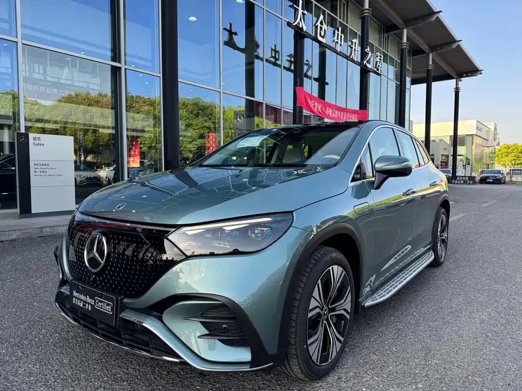 Mercedes-Benz Mercedes EQE SUV