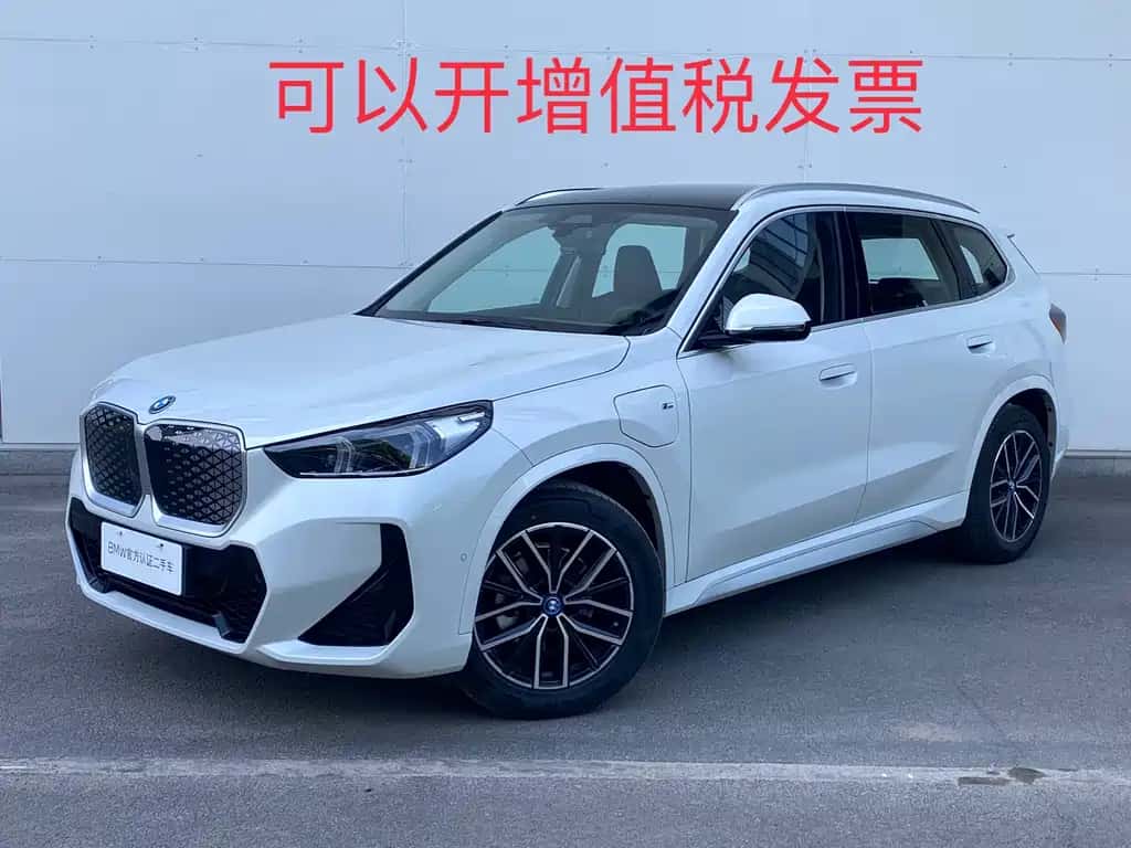 BMW BMW iX1