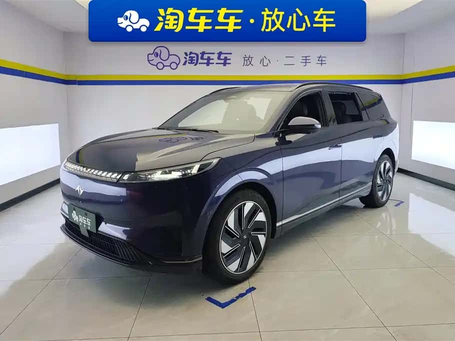 Dongfeng eπ eπ008