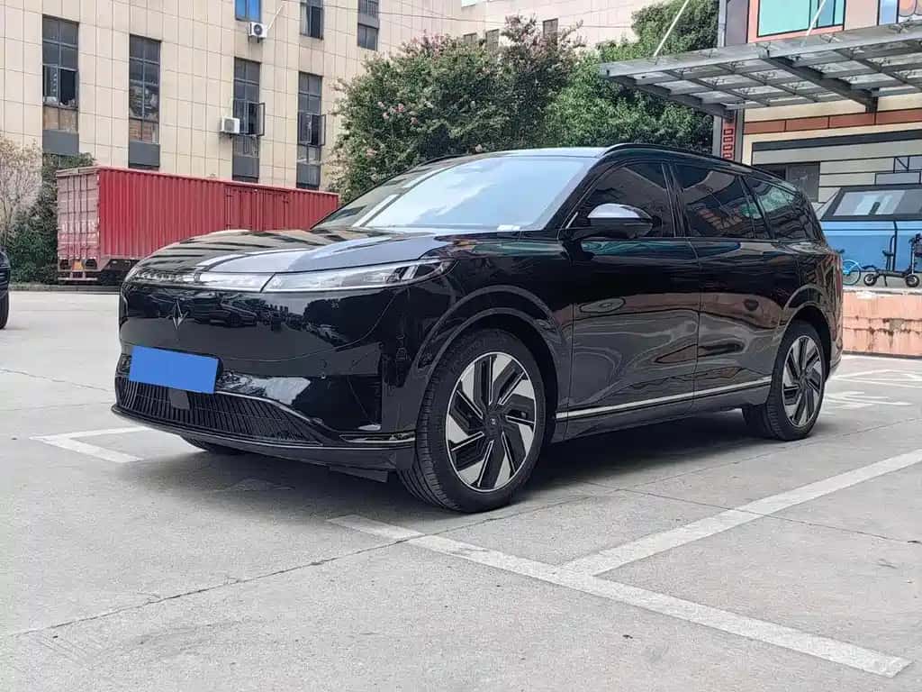 Dongfeng eπ eπ008
