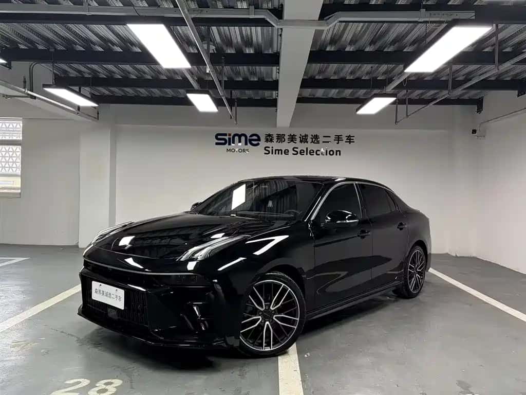 Lynk & Co Lynk & Co 03