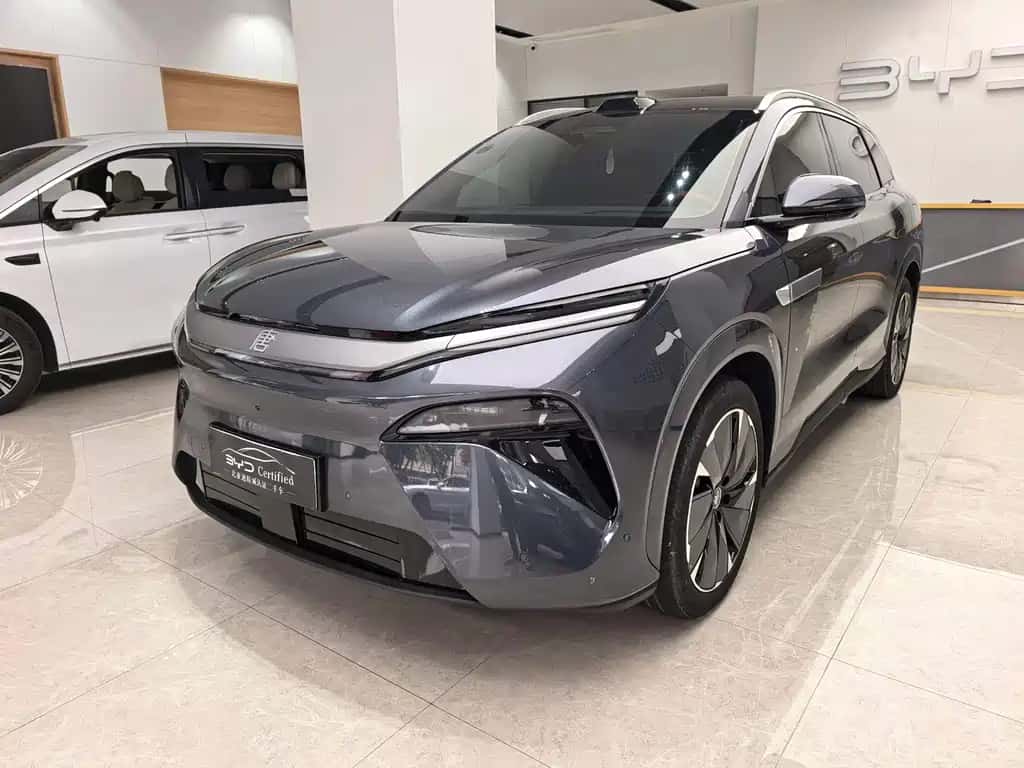 BYD Tang L