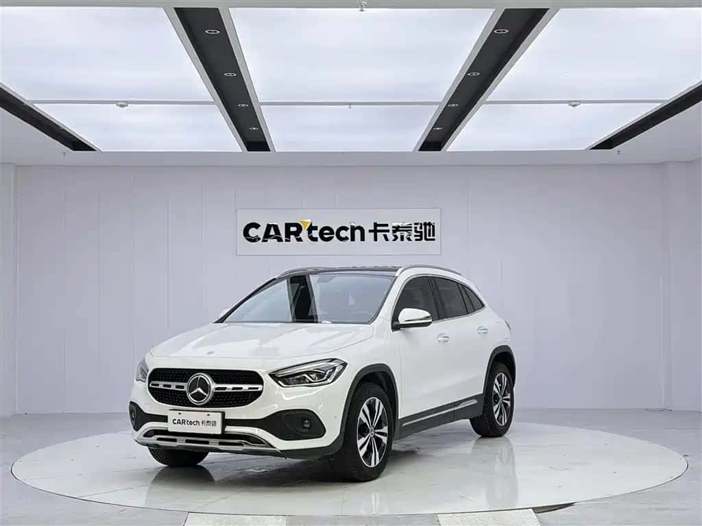 Mercedes-Benz Mercedes-Benz GLA
