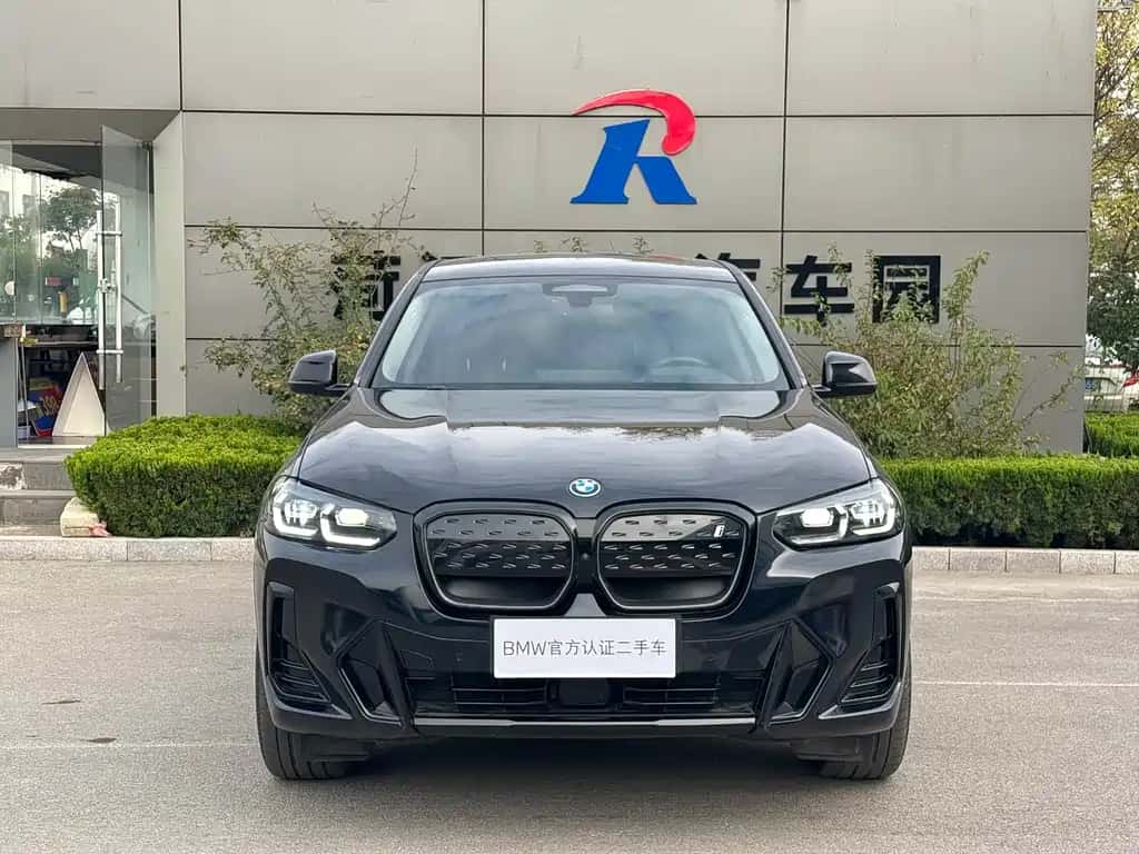 BMW BMW iX3