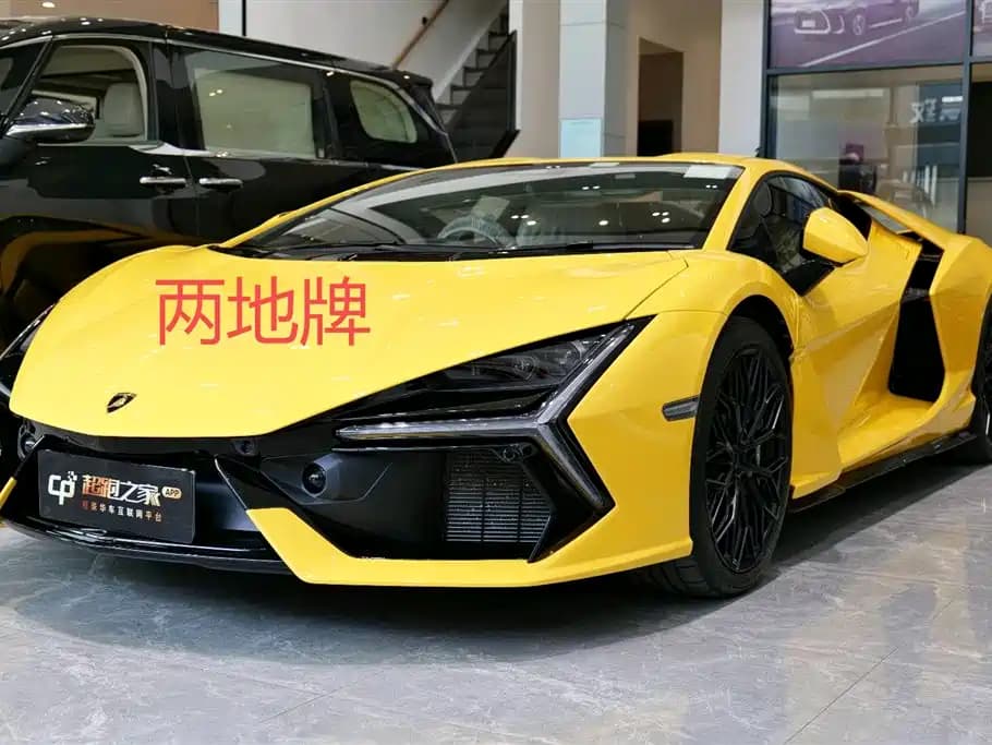 Lamborghini Revuelto 6.5L PHEV