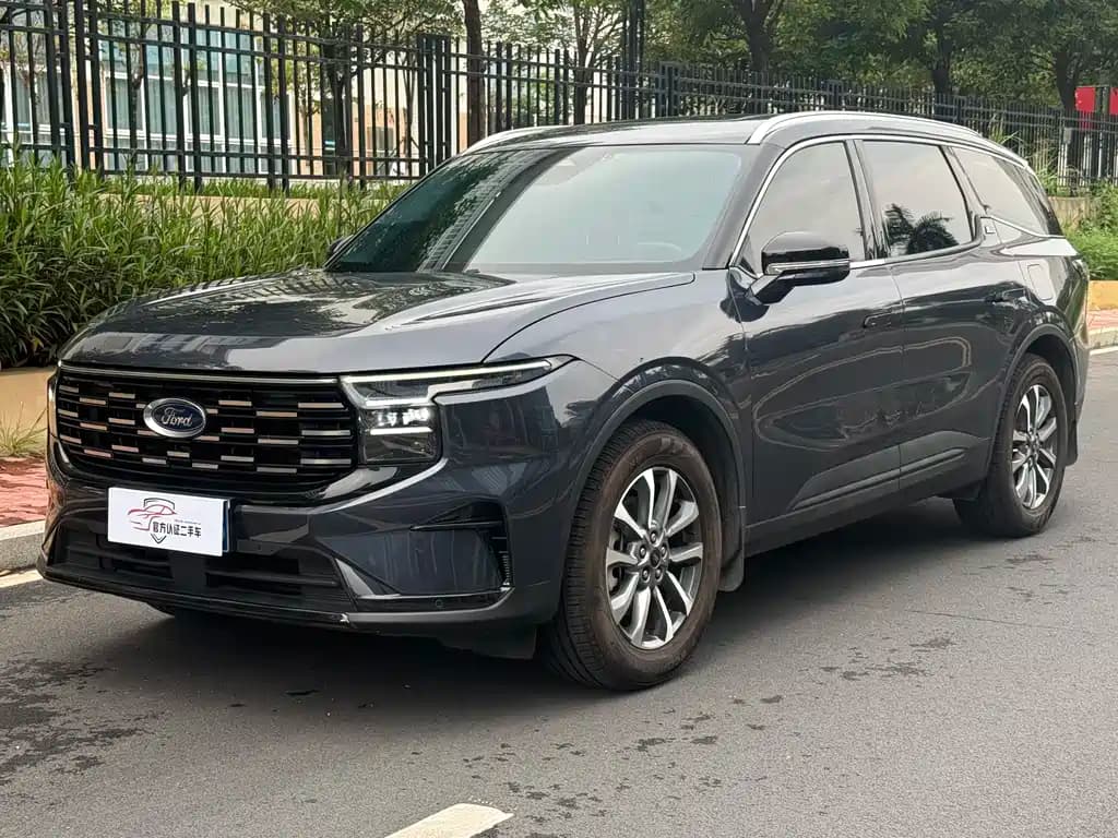 Ford Edge L 2023 2.0T EcoBoost HEV FWD 7-Seater Luxury Edition