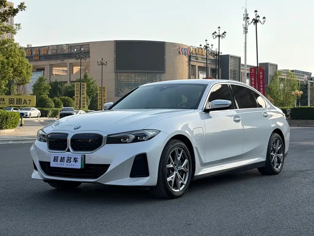 BMW i3 2024 eDrive 35 L