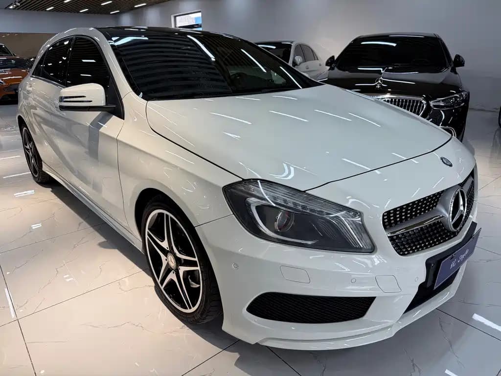 Mercedes-Benz A-Class (imported) 2016 A 260 Sport