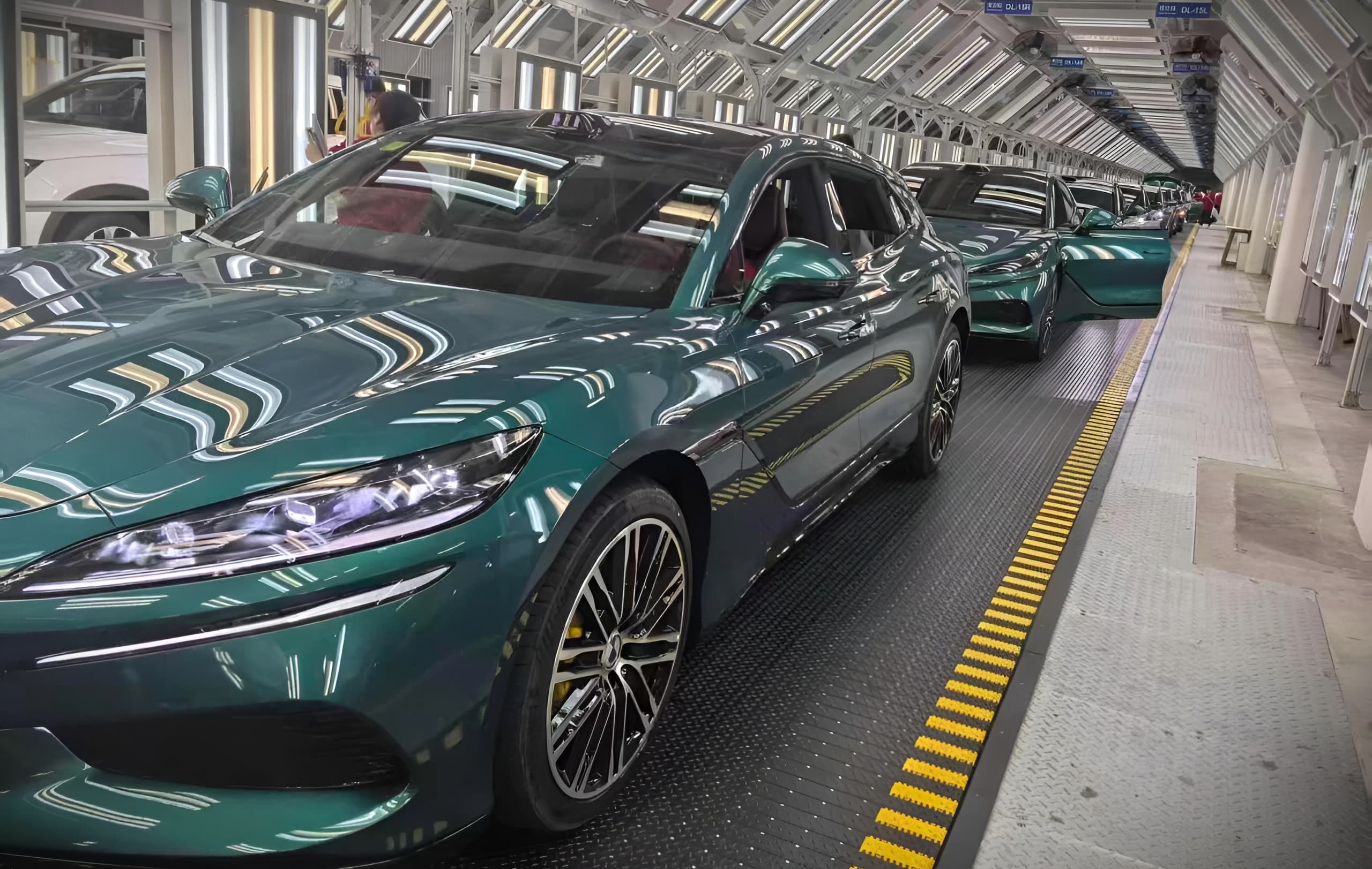 Denza Z9 GT набирает популярность: количество заказов исчисляется десятками тысяч
