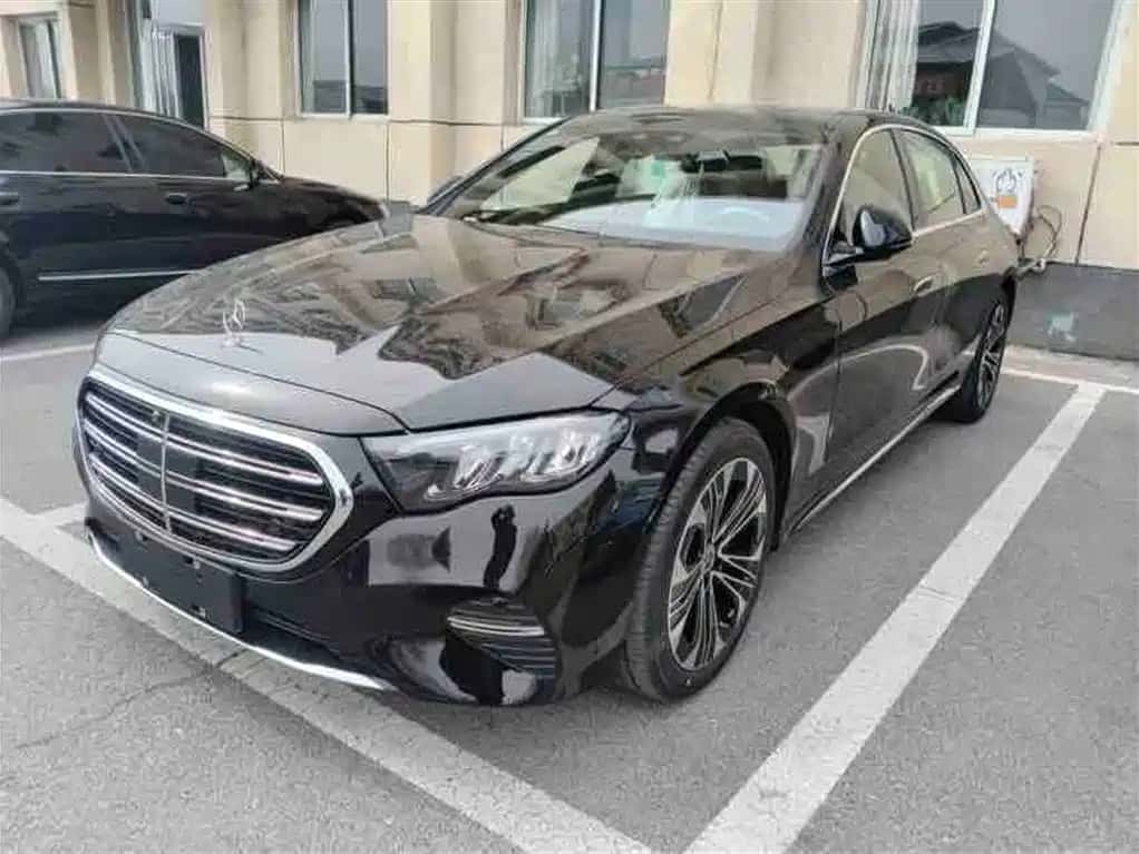 Mercedes-Benz Mercedes-Benz E-Class