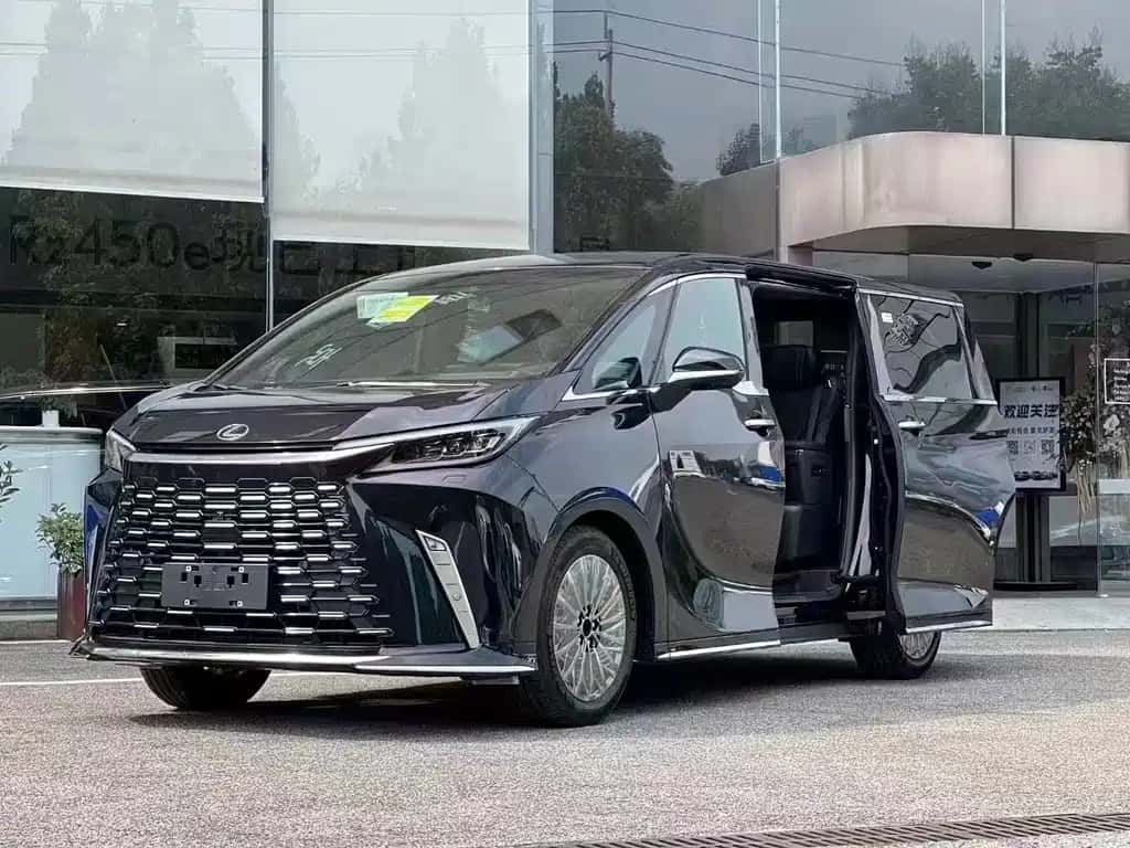 Lexus Lexus LM