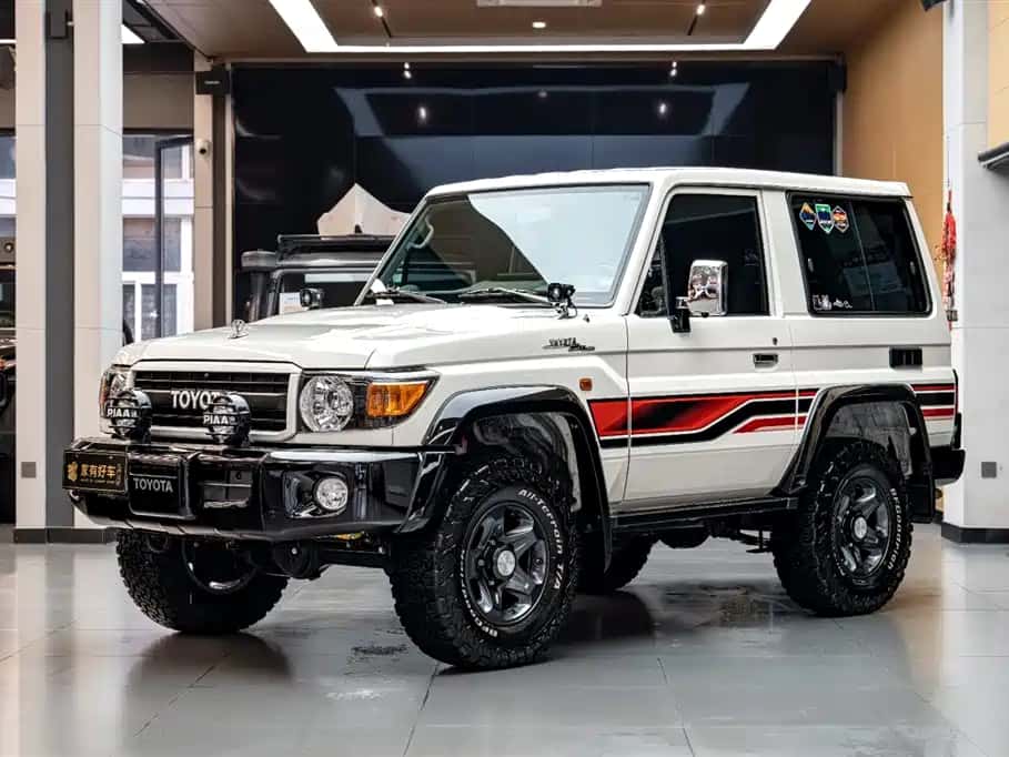 Toyota Land Cruiser (Imported)