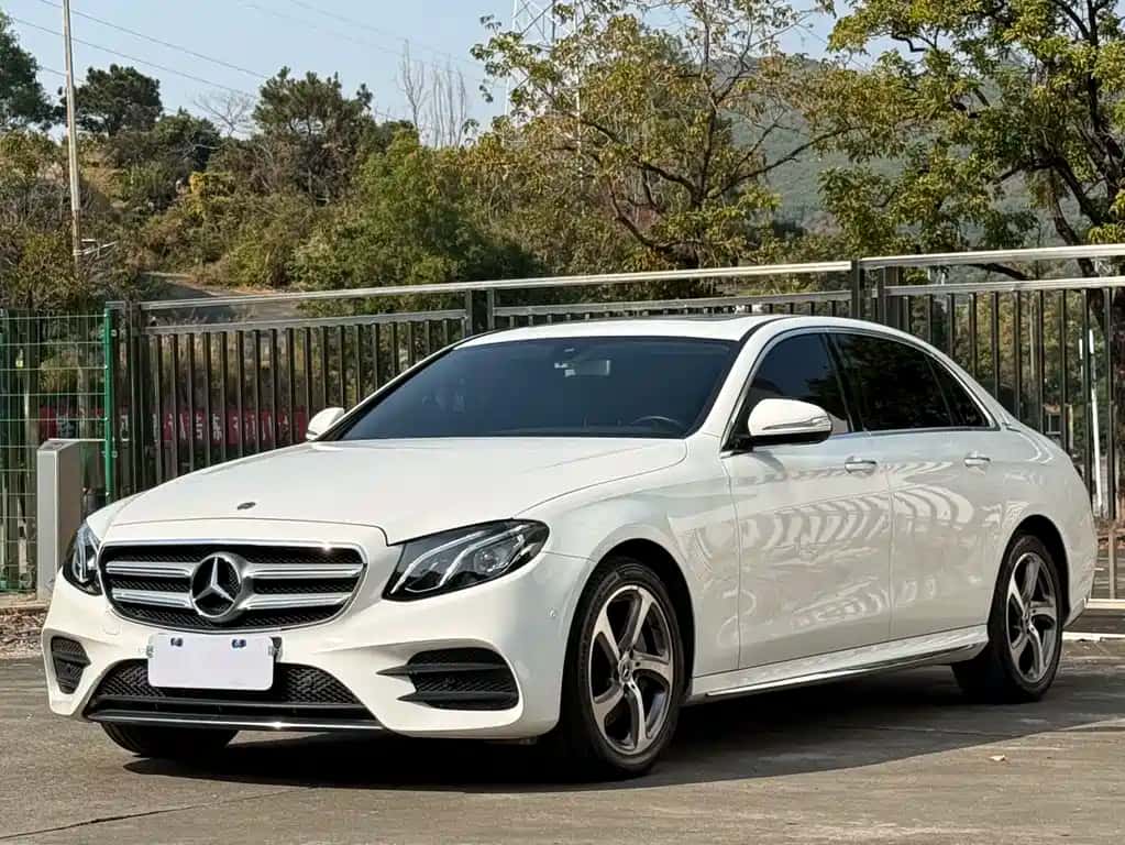 Mercedes-Benz Mercedes-Benz E-Class