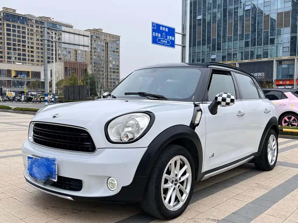 MINI MINI COUNTRYMAN