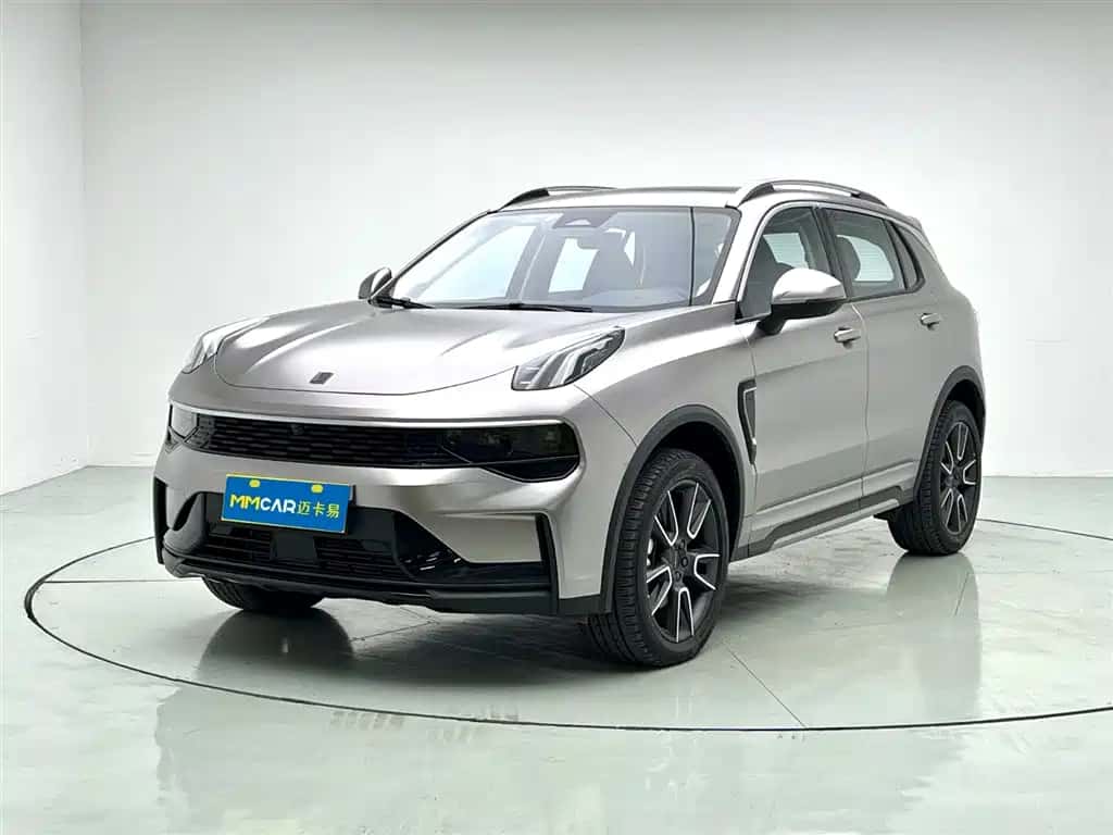 Lynk & Co Lynk & Co 01