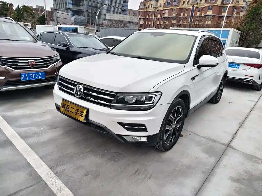 Volkswagen Tiguan L
