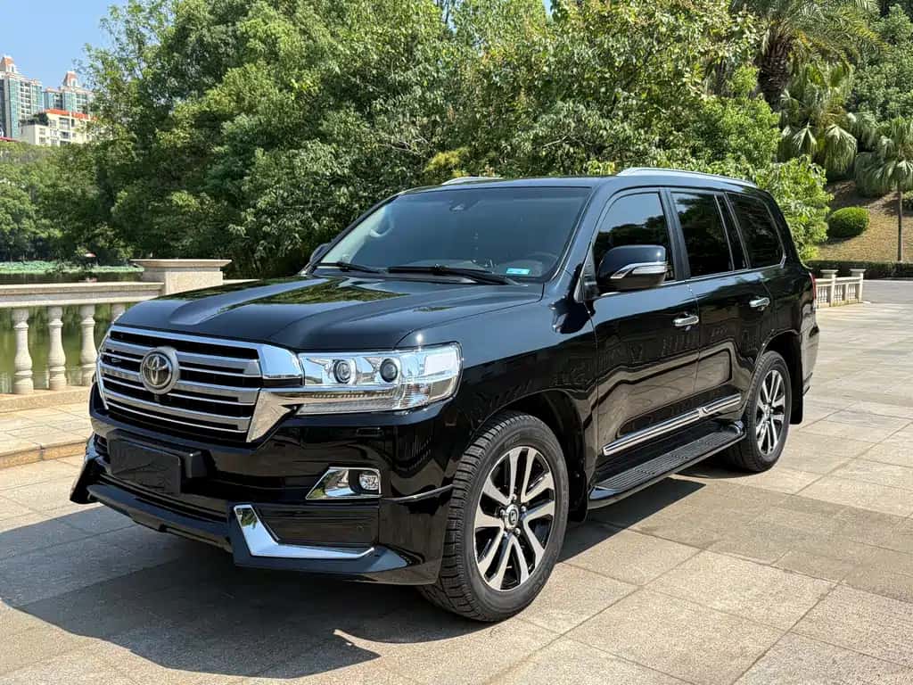 Toyota Land Cruiser (Imported)