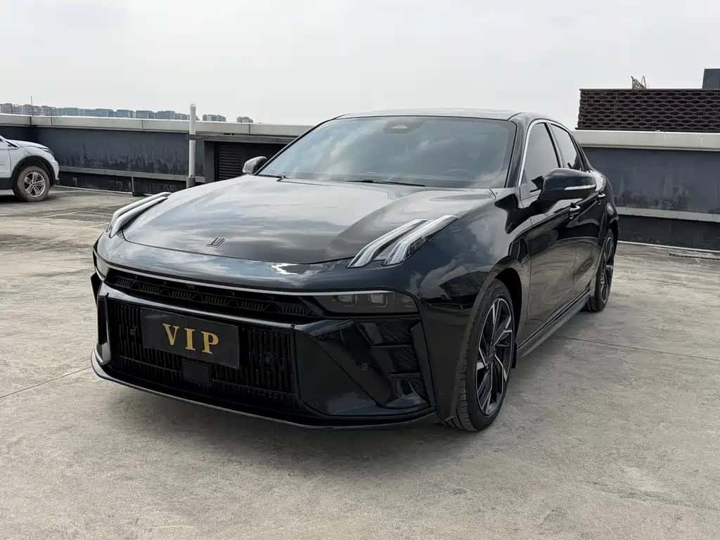 Lynk & Co Lynk & Co 03