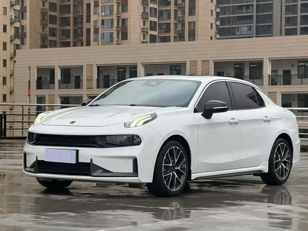 Lynk & Co Lynk & Co 03
