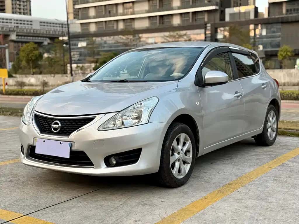 Nissan Qashqai TIIDA