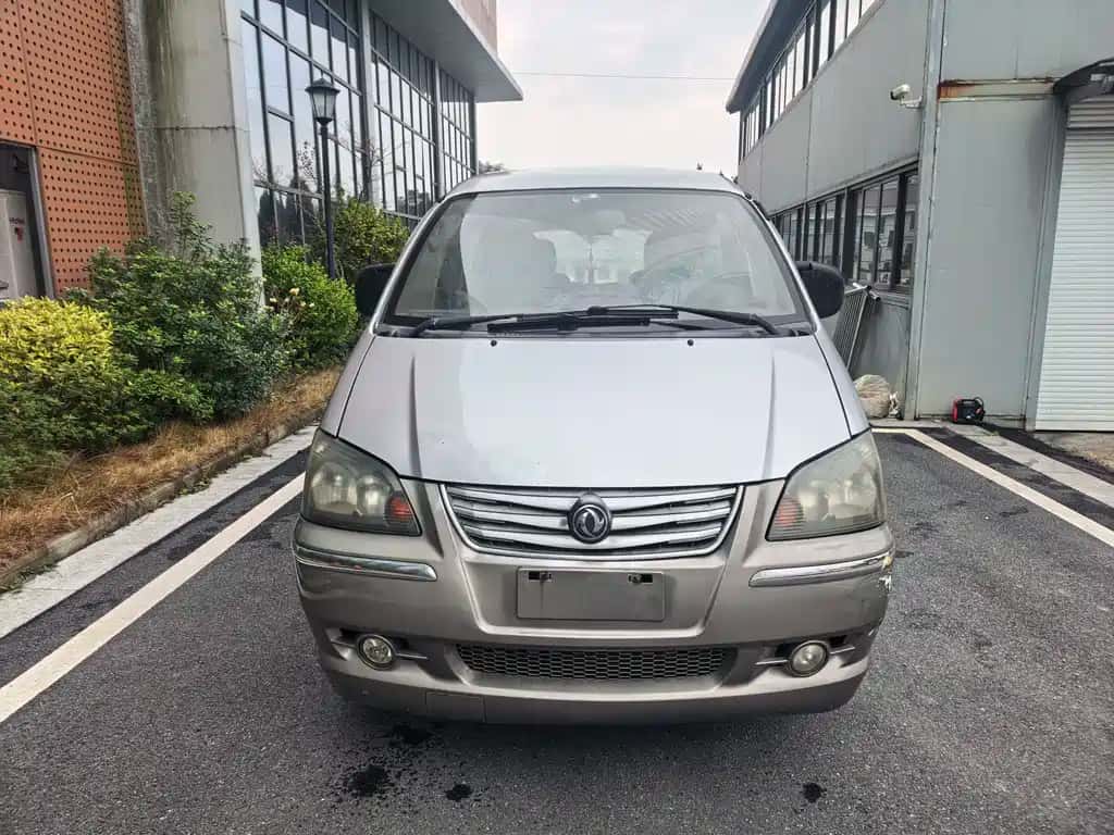 Dongfeng Fengxing Lingshi