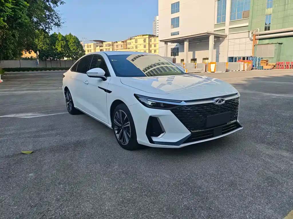Chery Arrizo 8