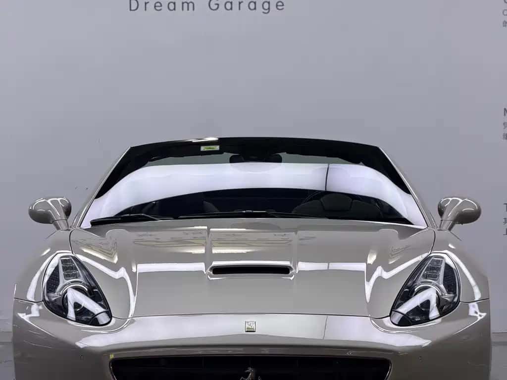 Ferrari California T