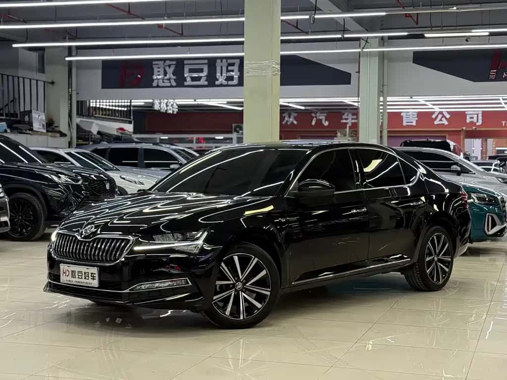 Škoda Superb