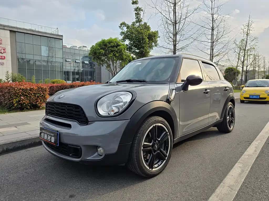 MINI MINI COUNTRYMAN
