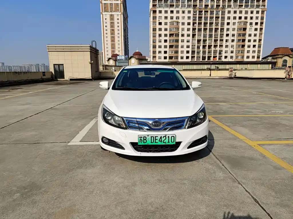 BYD BYD e5
