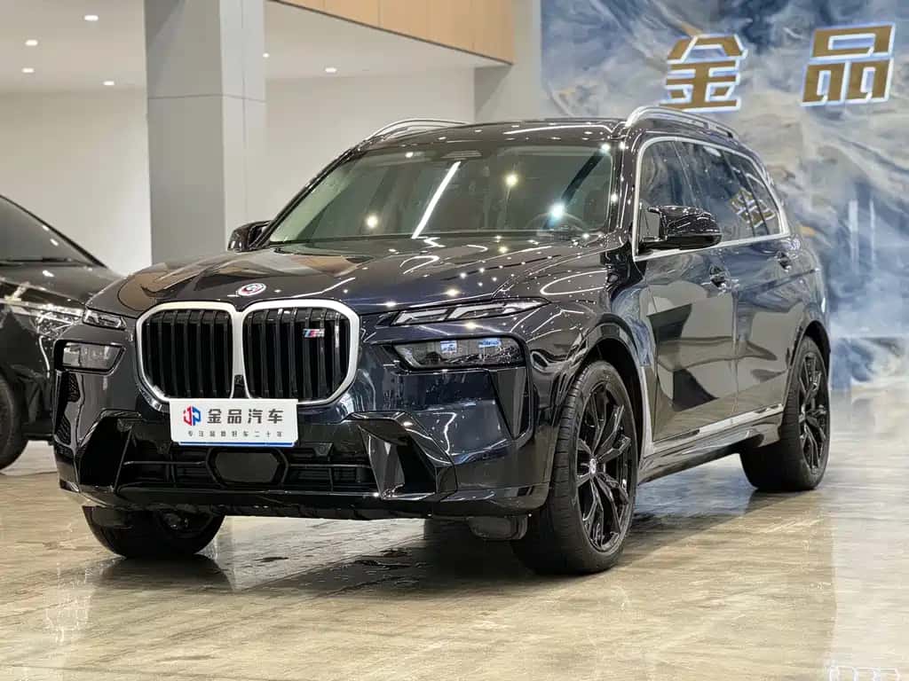 BMW BMW X7 M60i