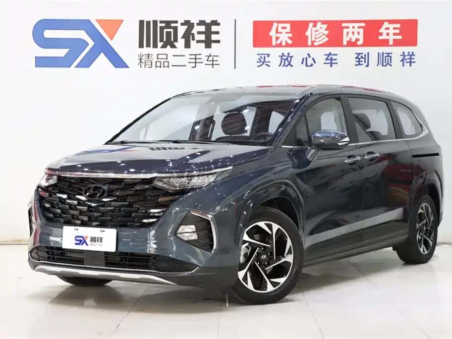 Hyundai Custin