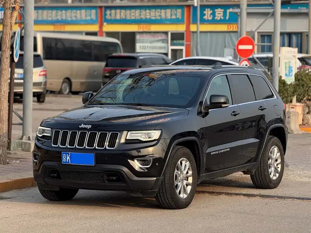 Jeep Grand Cherokee (Import)