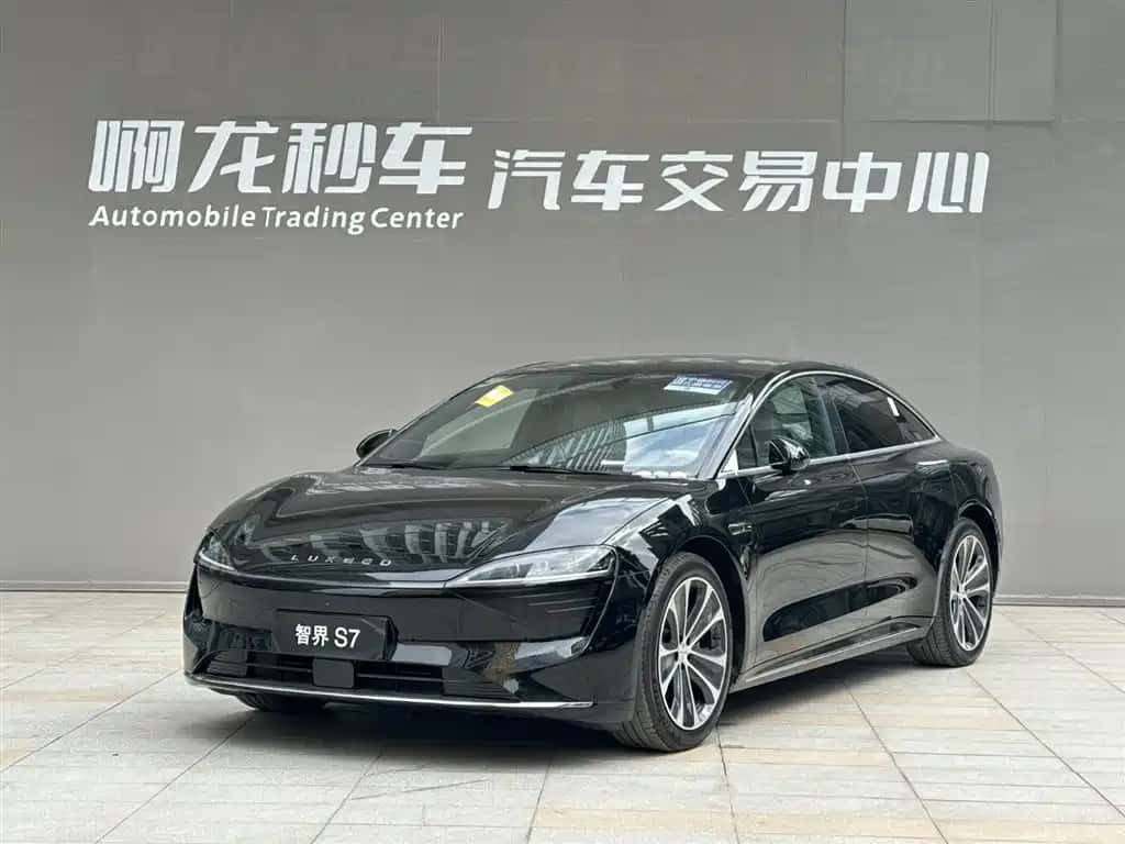 Luxeed Luxeed S7