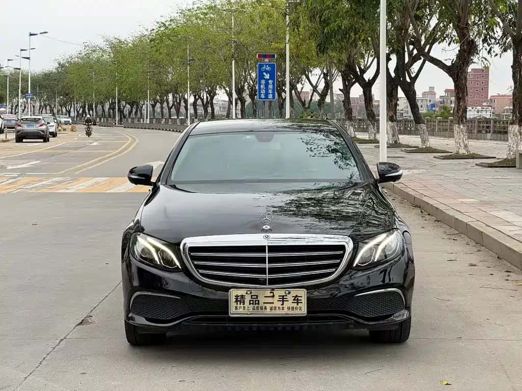 Mercedes-Benz Mercedes-Benz E-Class