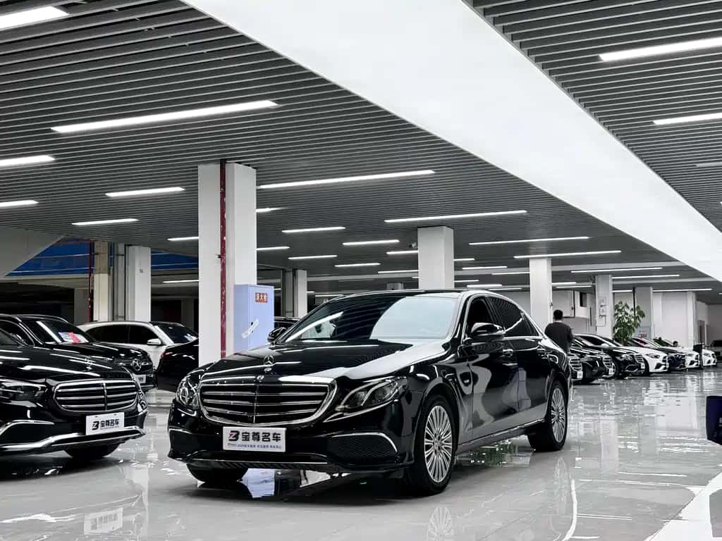 Mercedes-Benz Mercedes-Benz E-Class