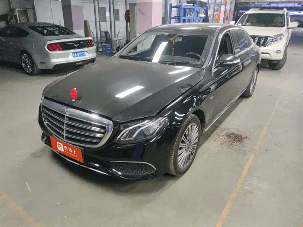 Mercedes-Benz Mercedes-Benz E-Class