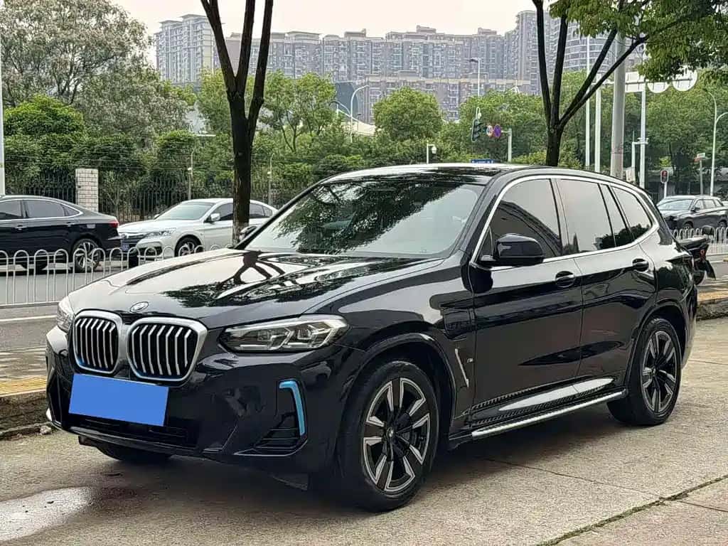 BMW BMW iX3