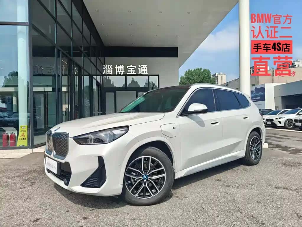 BMW BMW iX1