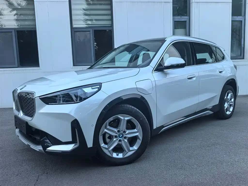BMW BMW iX1