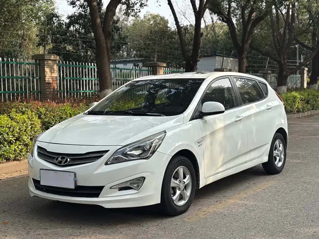 Hyundai Reina