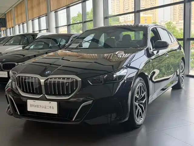 BMW BMW i5