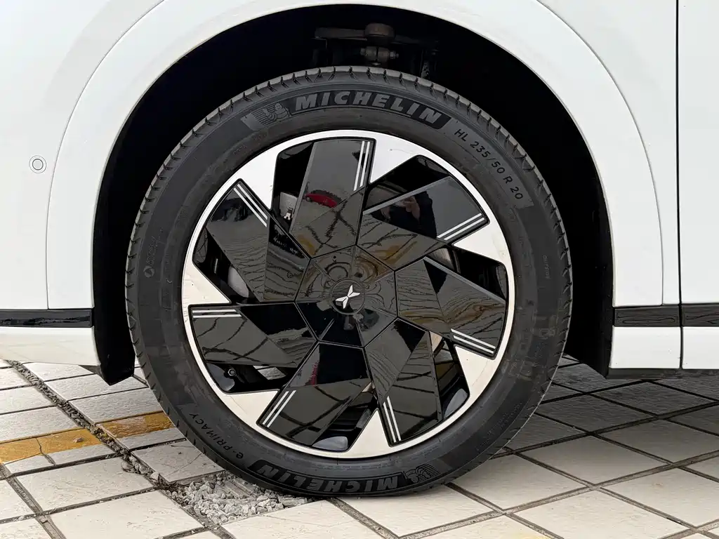 XPeng XPeng X9 2024 640 AWD Высокая производительность Макс 2024 - thumbnail 8