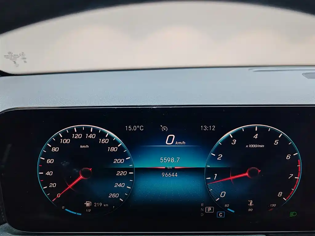 Mercedes-Benz Mercedes-Benz GLB 200 2021 - thumbnail 9