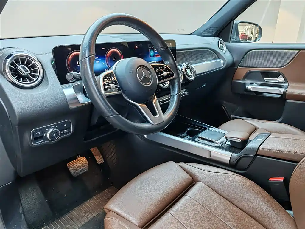 Mercedes-Benz Mercedes-Benz GLB 200 2021 - thumbnail 16