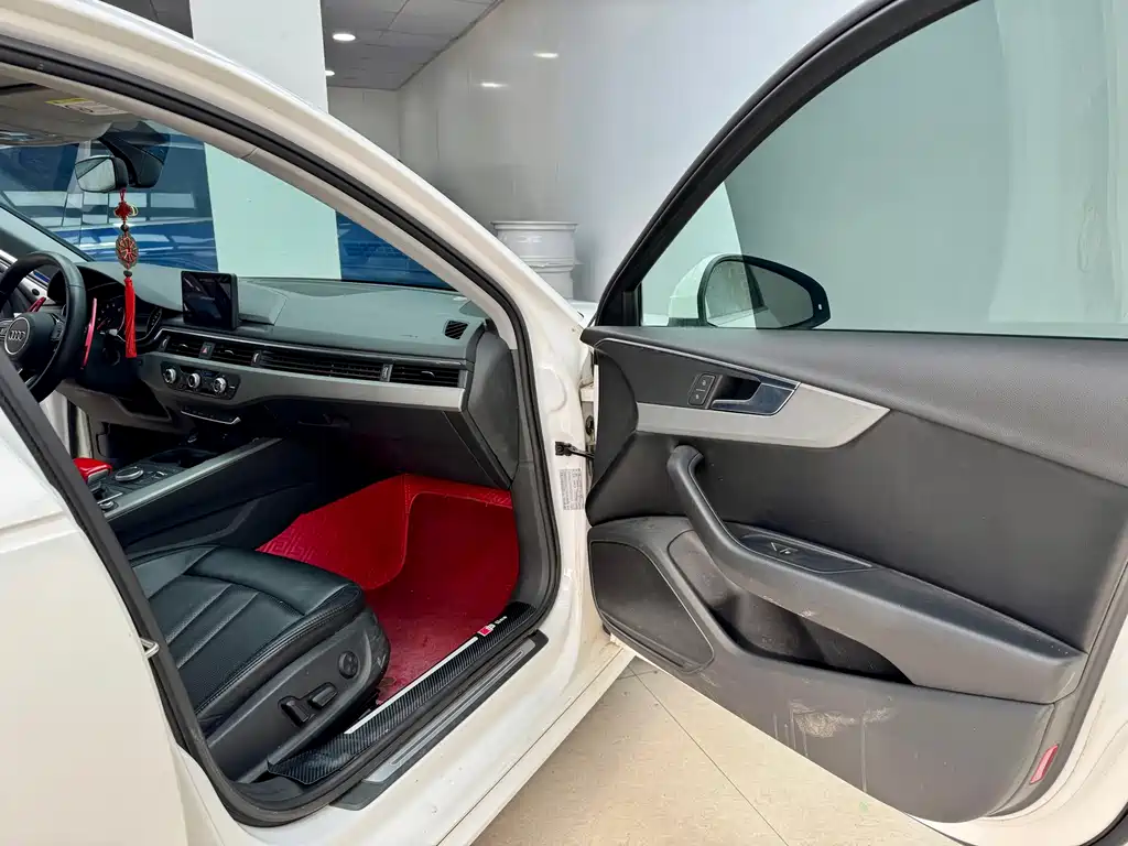 Audi Audi A4L 2019 40 TFSI Progress Edition (China V) 2019 - thumbnail 13