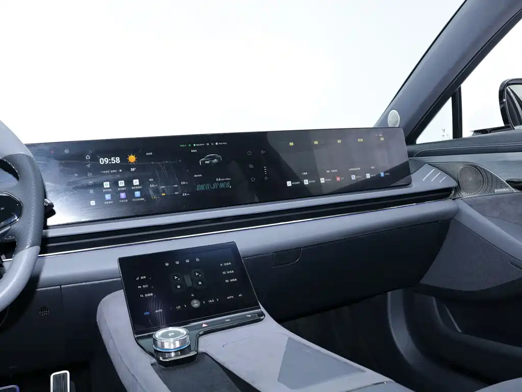Voyah Automobile VOYAH Dreamer 2024 PHEV AWD Extended-Range Executive Edition 2024 - thumbnail 15
